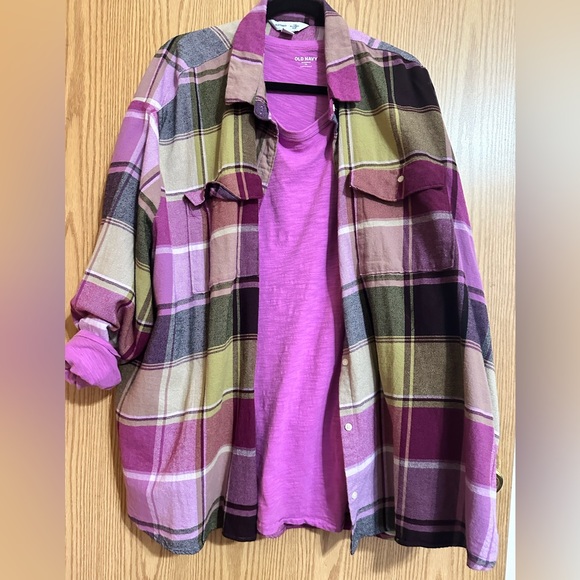 Old Navy long sleeve tee - Picture 7 of 7